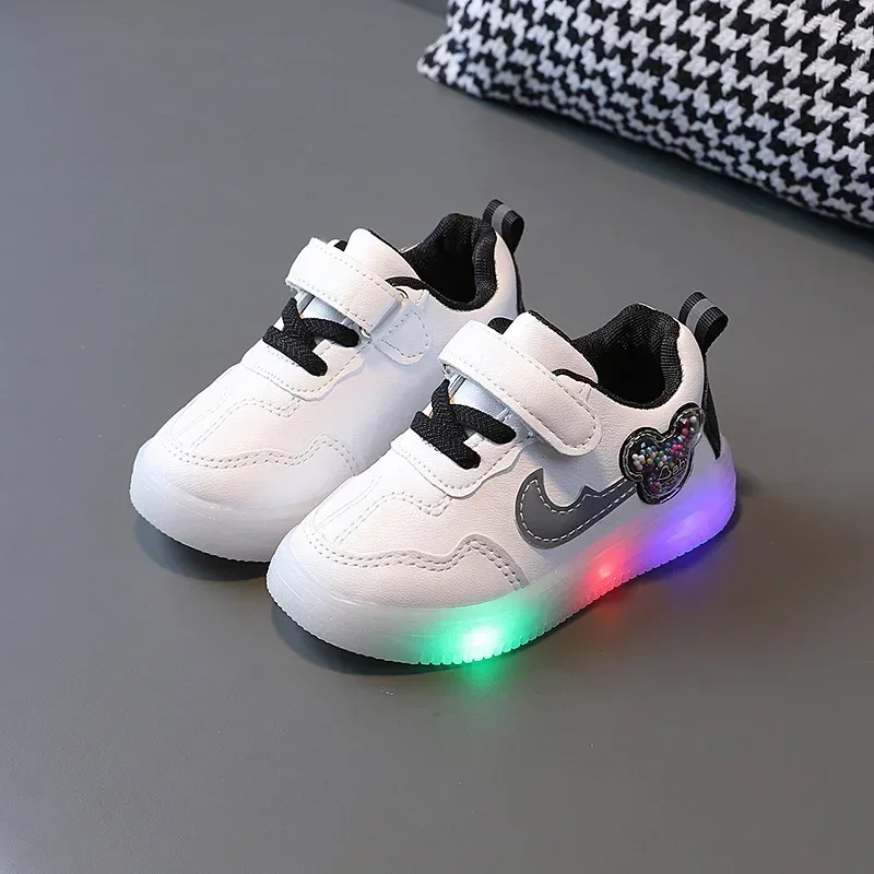 Disney Mickey Mouse Casual Shoes LED Sports Board Shoes Spring Autumn Children Boys Girls Lighting Luminous shoes Light Sneakers