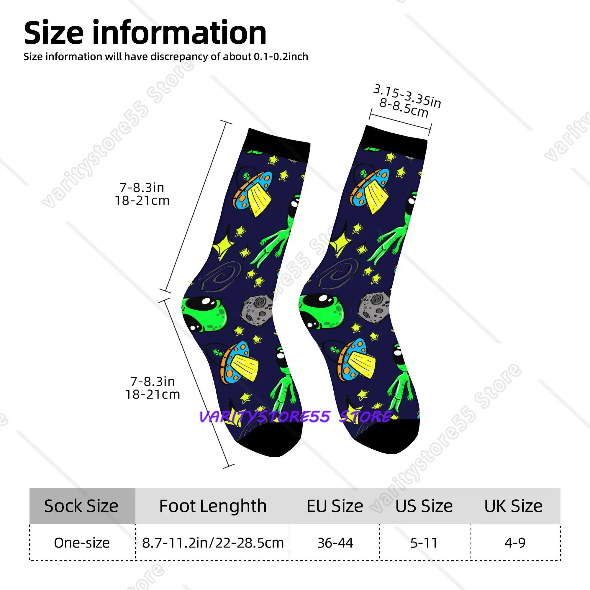 Alien Space Stars Pattern Print Men and Women Seasonal Accessories Mid-calf Socks Fashion Socks for Sports