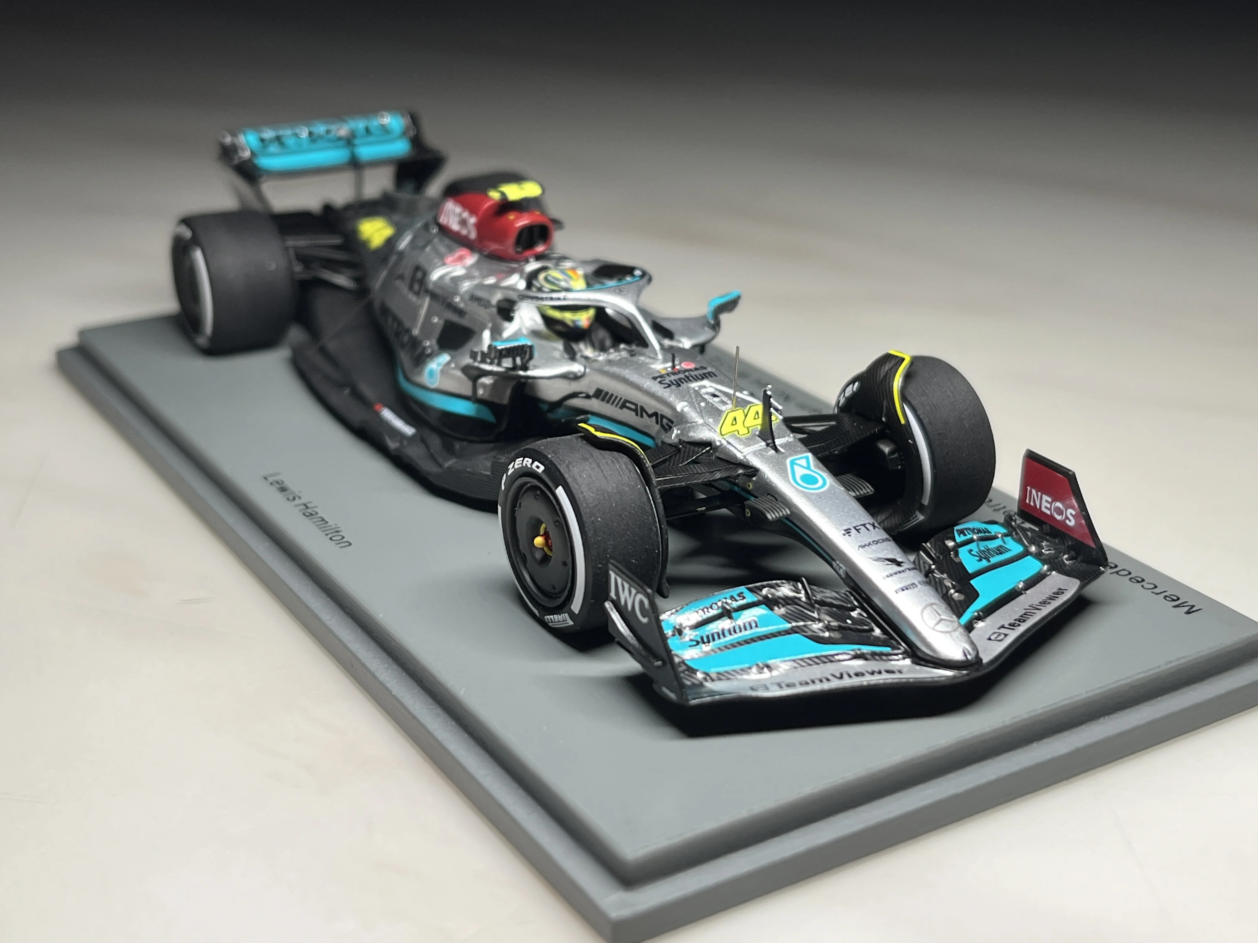 Hamilton 2022 F1 France runner-up 300 Mercedes W13 1:43 resin miniature model,adult decoration,boys toys,children's gifts