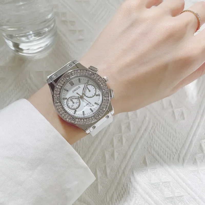 Fashion 2024 Rubber Women Watches Luxurious Brand Casual Diamond Female Quartz Wristwatches Simple Sport Clock Relogio Feminino