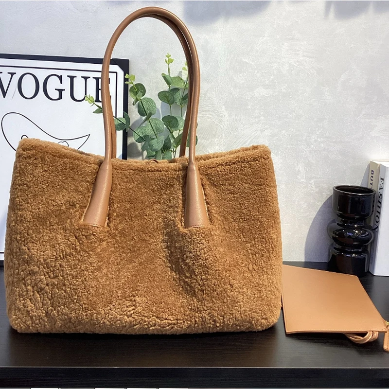 High-quality European and American women's new style wool tote bag, vegetable basket bag, large-capacity handbag, commuter fashi