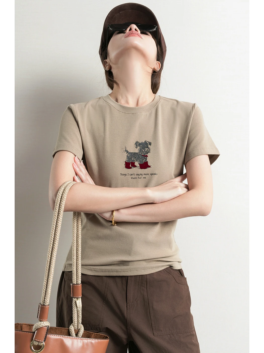 

TidepPA Love Little Dog Early Autumn Khaki Print Floing ort Sve Women's T-irt Casual Sle Stand Fit Cotton Blend
