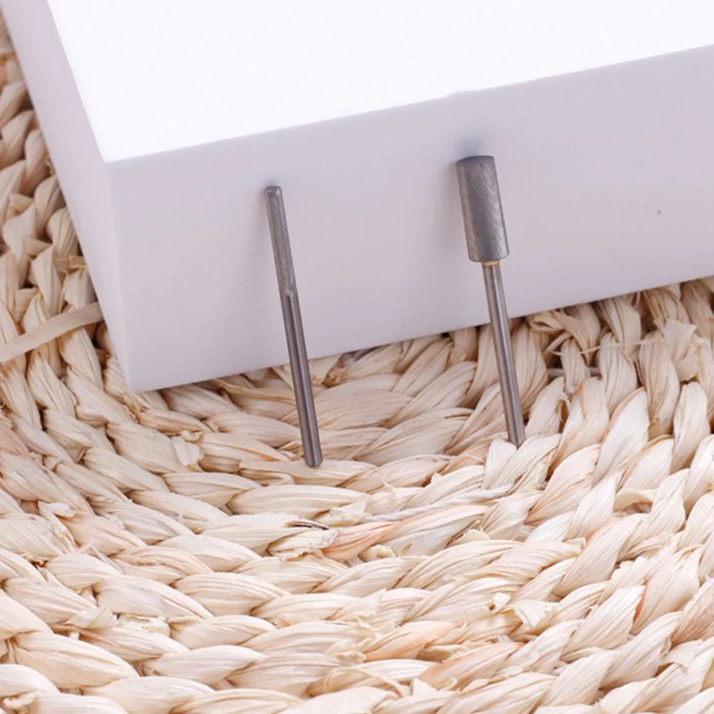 

1 шт., вольфрамовая стальная маникюрная головка, эффективная для натуральных искусственных ногтей, портативные дрели, подарочные головки для полировки ногтей