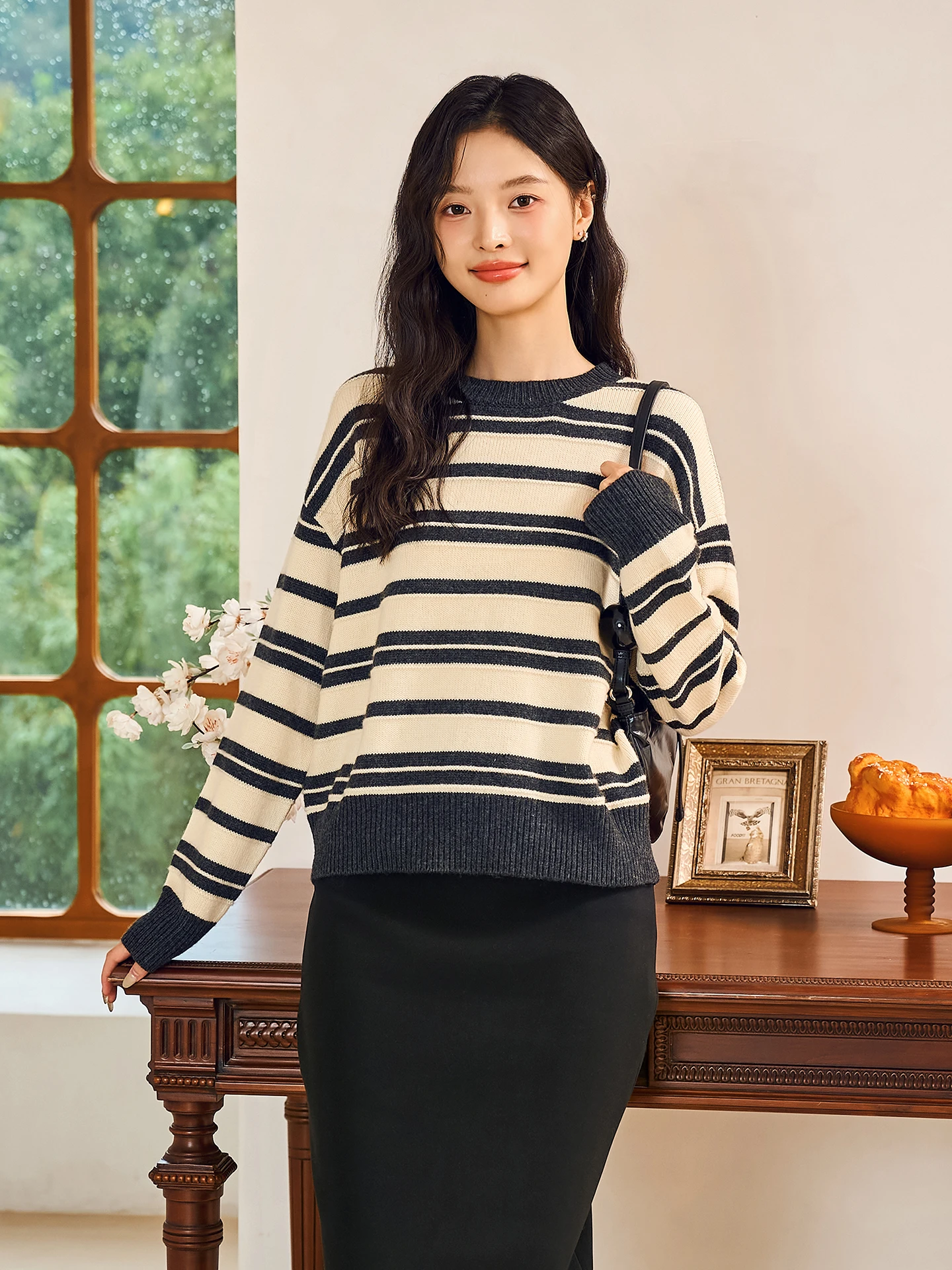 

Женский вязаный свитер Fay-Fayee в романтическом стиле, черно-белый в полоску, новая зимняя коллекция, с цветовыми блоками, приталенный, универсальный топ