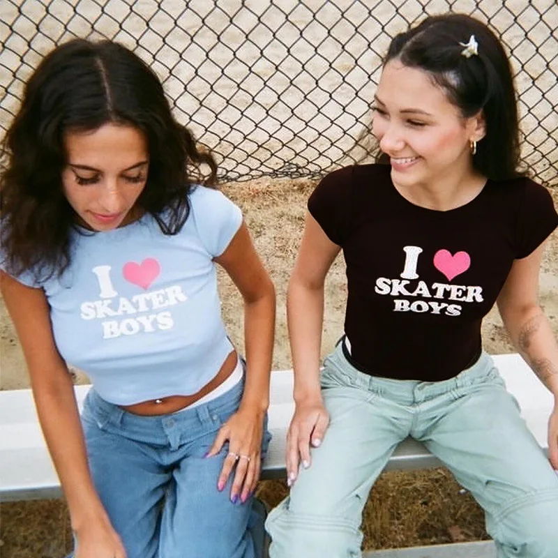 I Love Skater Boys Letter Graphic t-shirt da donna estetica Streetwear Summer Tee Vintage Harajuku Y2k Crop top Slim Baby Tee