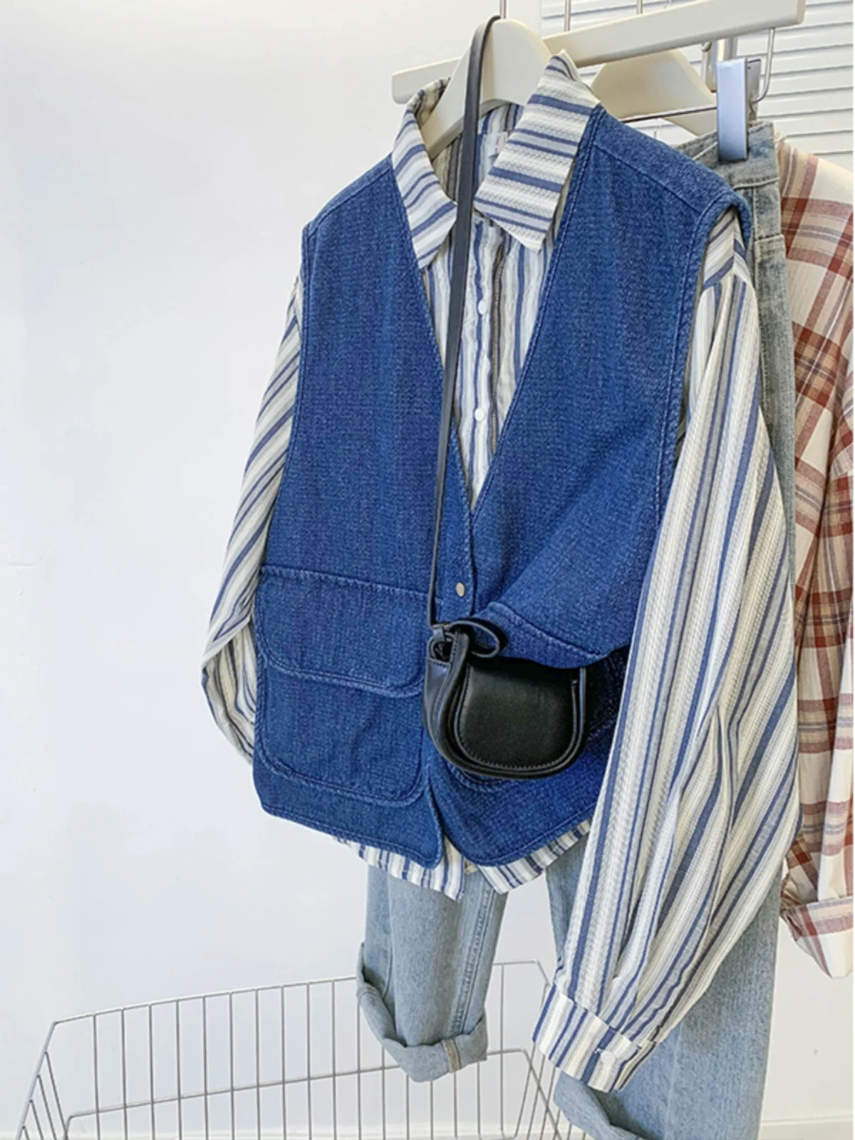 

Retro Korean Sle Denim Vest Women's Autumn Winter Faion Slimming Casual Versatile Personali Vest Polyester Fabric