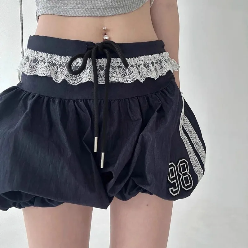American Sweet Cool Hot Girl Black Flower Bud Shorts for Women Summer Lace Stitching Striped Sports Pants Skirt