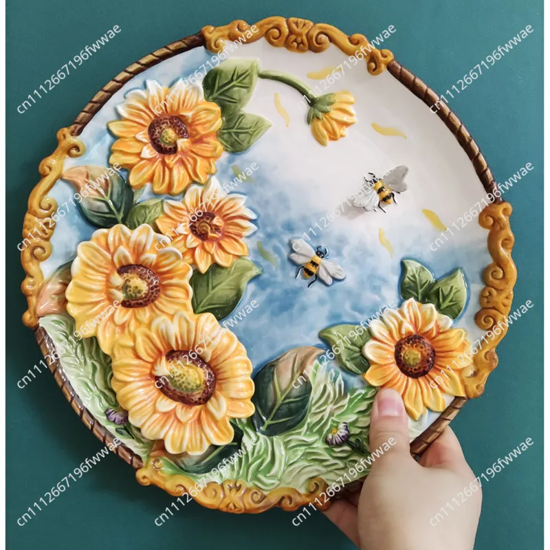 Ceramic Sunflower Porcelain Plate 10 Inch Hand Painted Hanging Disc Living Room Craft Ornaments Exquisite Versatile Home Decor