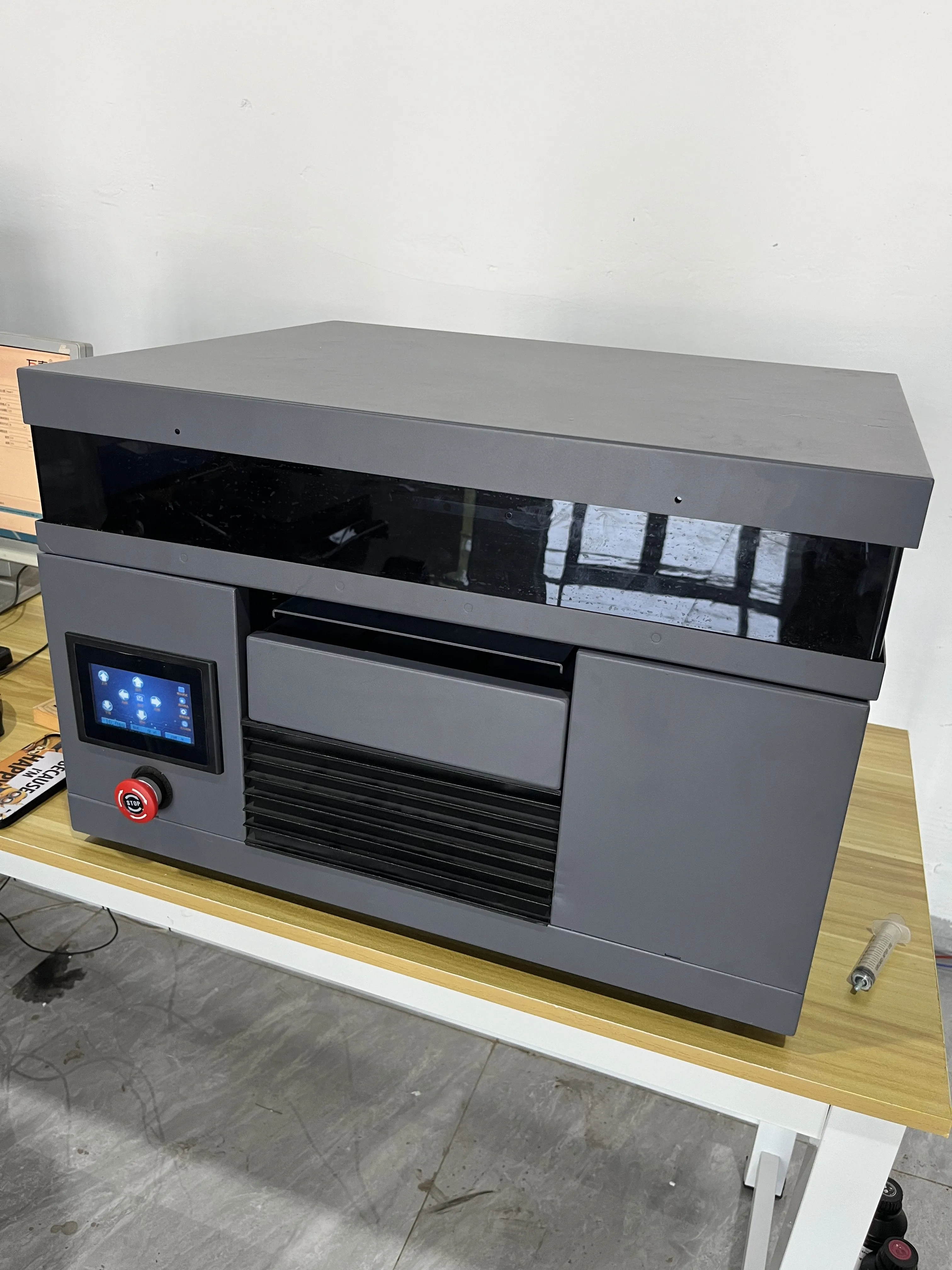 XP600 YMCKWW 6 Colors Four Axis Flat A4 Uv 3d Flatbed Printer with Varnish and White with Print Head Cleaning Machine