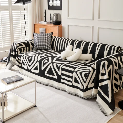 1PC Modern Abstract Geometric Chenille Sofa Cover, Black & White Contrast Design, Bohemian Tassel Decoration, Multi-Purpose Couch Protector, Comfortable & Breathable, All-Season Use, Machine Washable, Suitable for Various Sofas and Home Decor