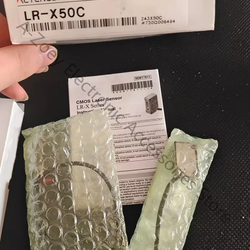 Brand New Original LR-X50C Laser sensor standard M8 connector type (detection distance 50mm) LRX50C