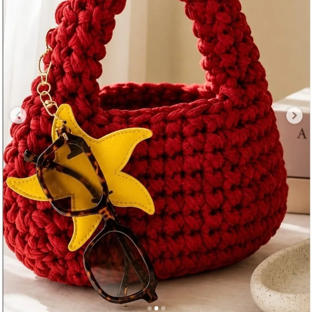 Lemon PU Leather Sunglasses Holder Portable Heart-Shaped Eyeglasses Hanging Clip Durable Multi-Purpose Seastar Keyring Casual
