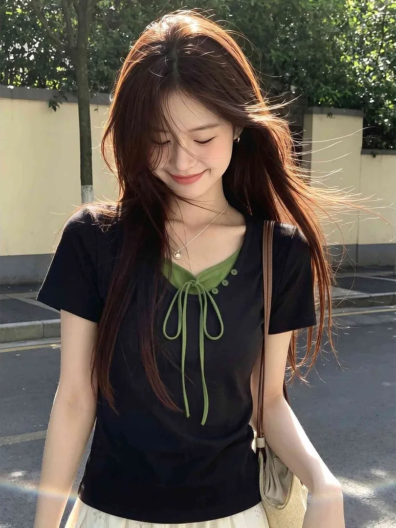 

plus Size Black Short Sleeve T-Shirt Women's Summer New Style Shoulder Length Appear Two-Piece Slimming Top Skin Concealing