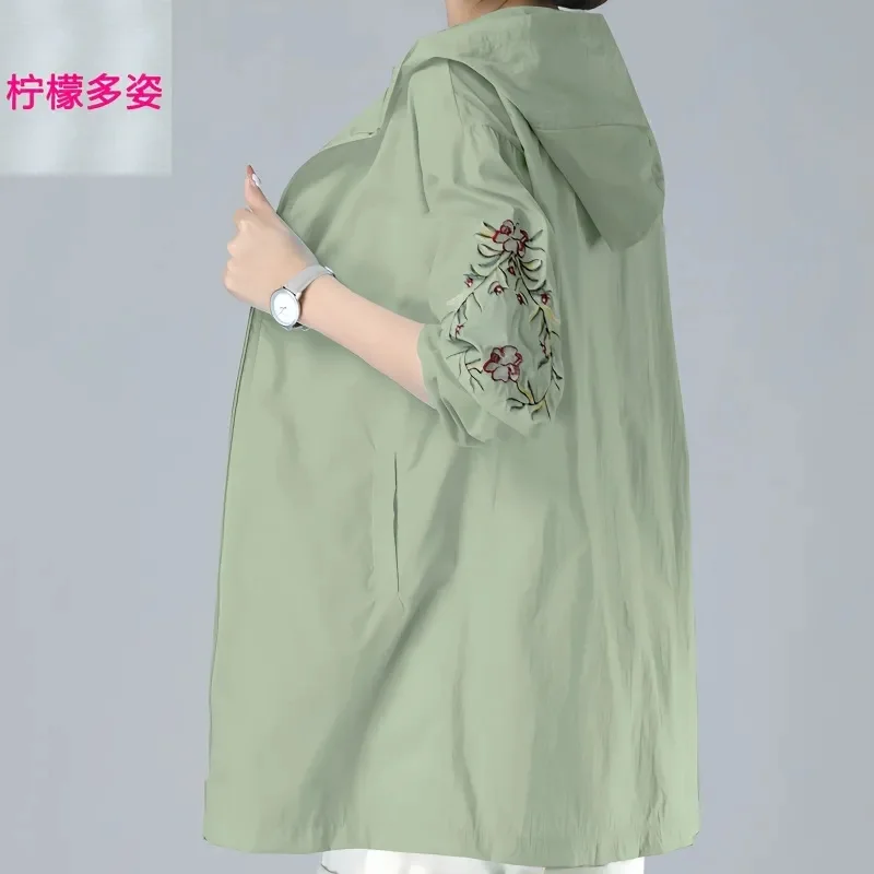 Fashion 5XL Embroidered Sunscreen Clothing Women\'s UV Protection Summer Loose Versatile Mid-Long Windbreaker Mother Thin Coat