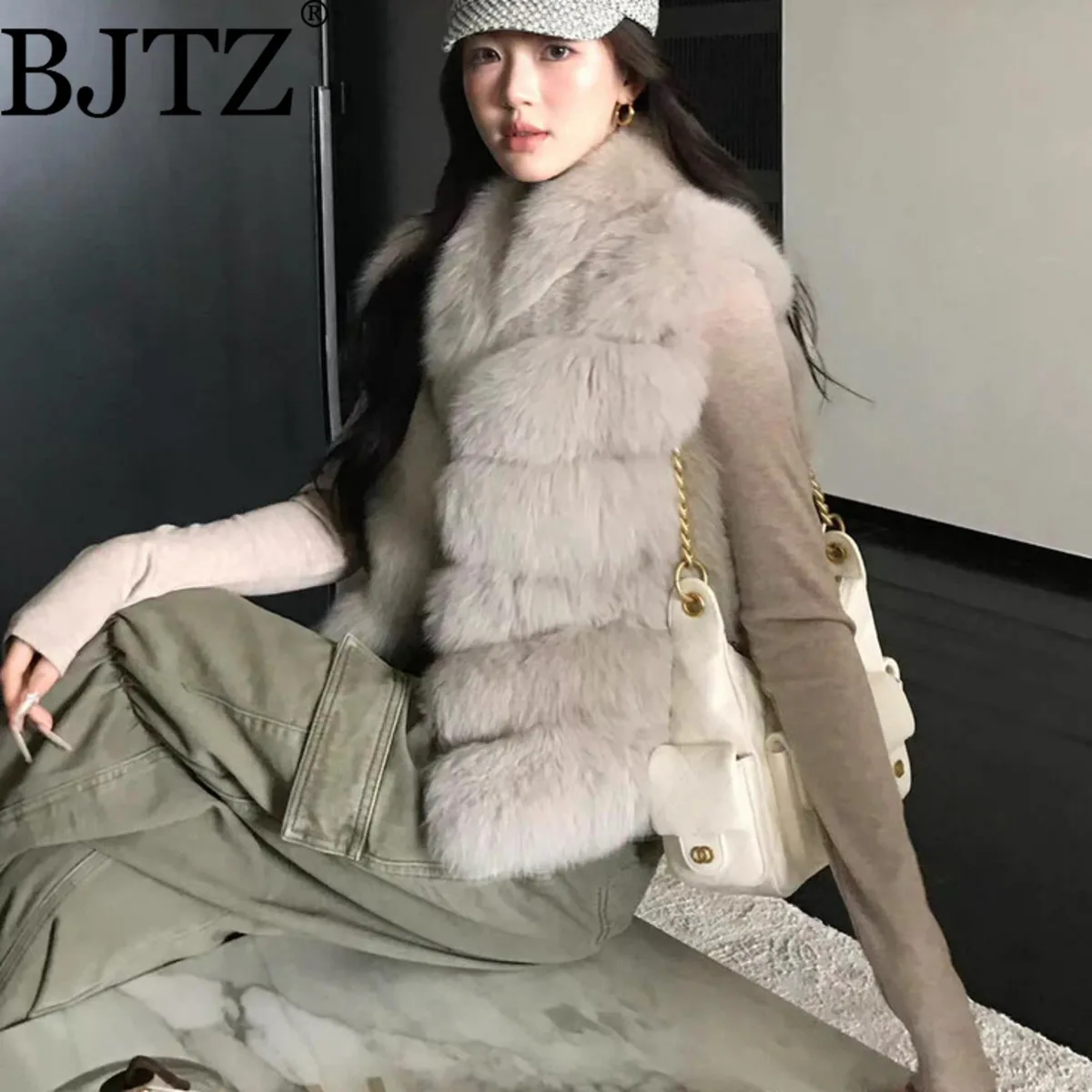 

Bjtz Winter Vest Women Faux Fur Sleeveless Mid-Length Premium Warm Comfortable Elegant Minimalist Autumn Winter Casual
