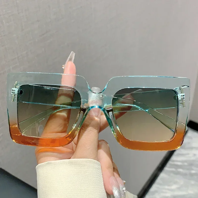 

2025 Retro Gradient Color Sunglasses for Women Men Unisex Large Square Frame Goggle Shades Eyewear Fashion UV400 Sun Glasses
