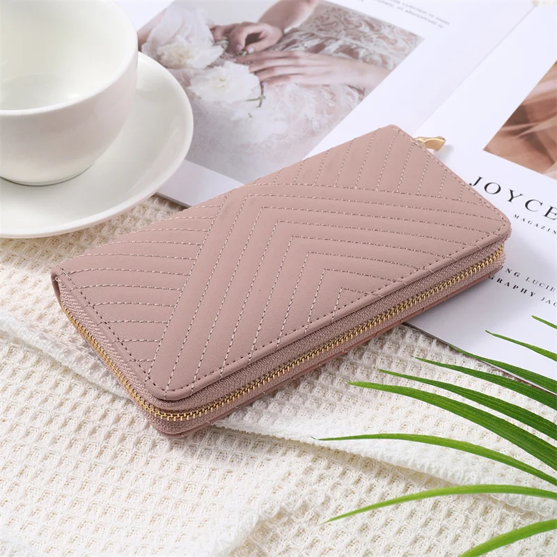 

Women's Vintage Oil Wax Leather Zipper Clutch Wallet Female Large Capacity Coin Purse Ladies Wristband Simple Card Holder Wallet