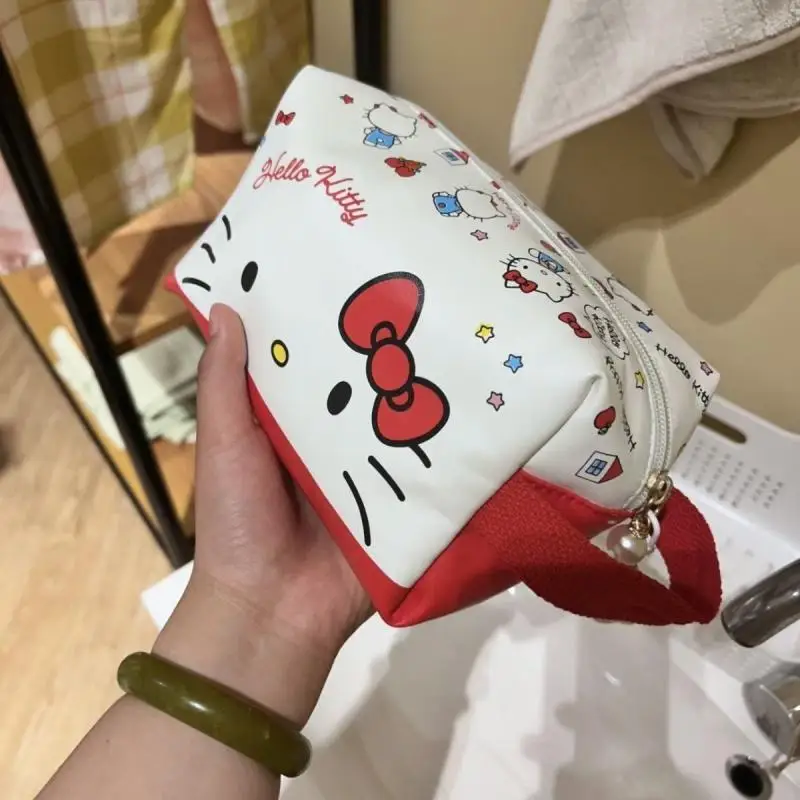 Kawaii Hello Kitty borsa per il trucco in tessuto di Nylon Sanrio Cartoon borsa per il trucco quadrata impermeabile di grande capacità borsa per il