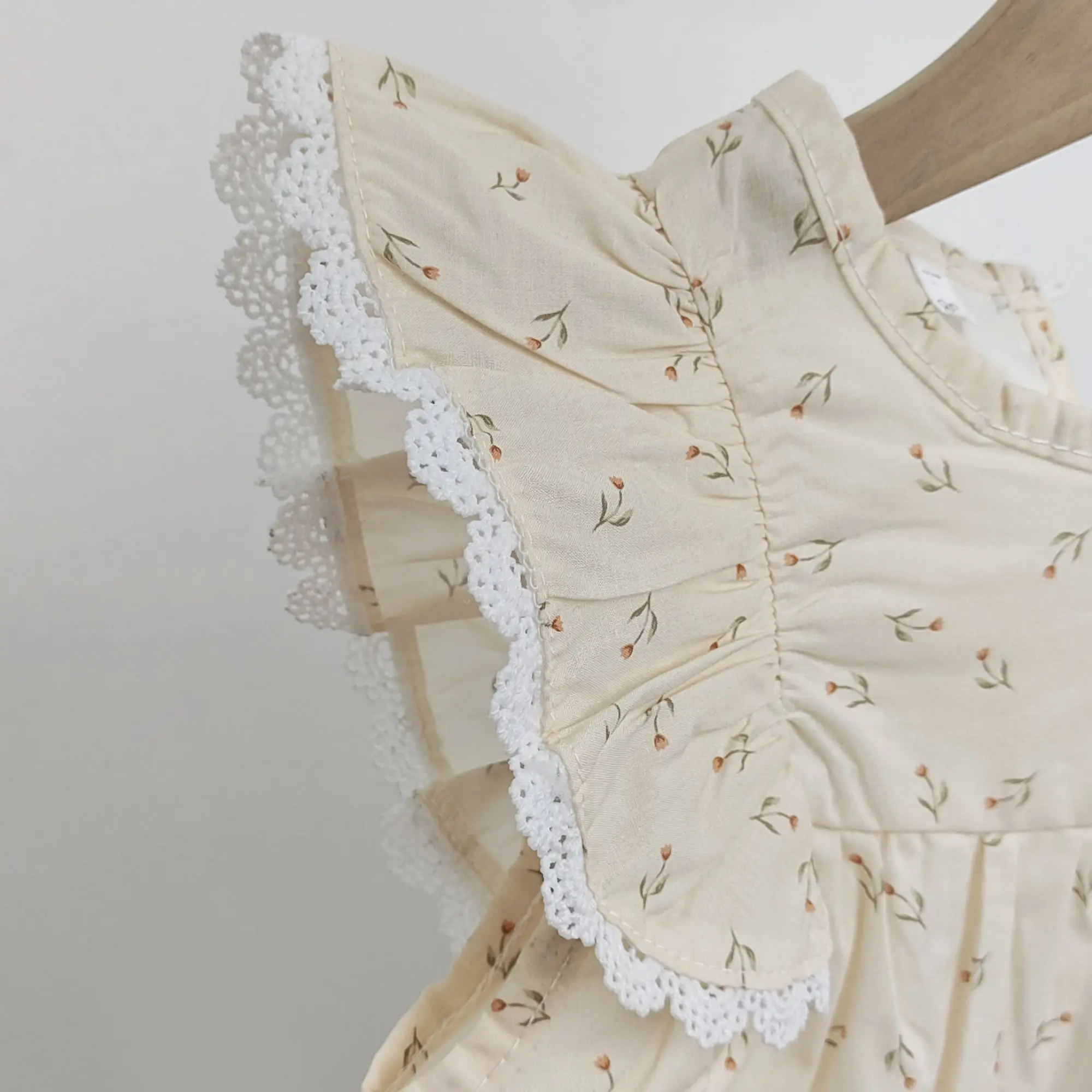 Girls Floral Doll Dress Top Summer New Stylish Kids Princess Flutter Sleeve Shirt Baby Lace Blouse