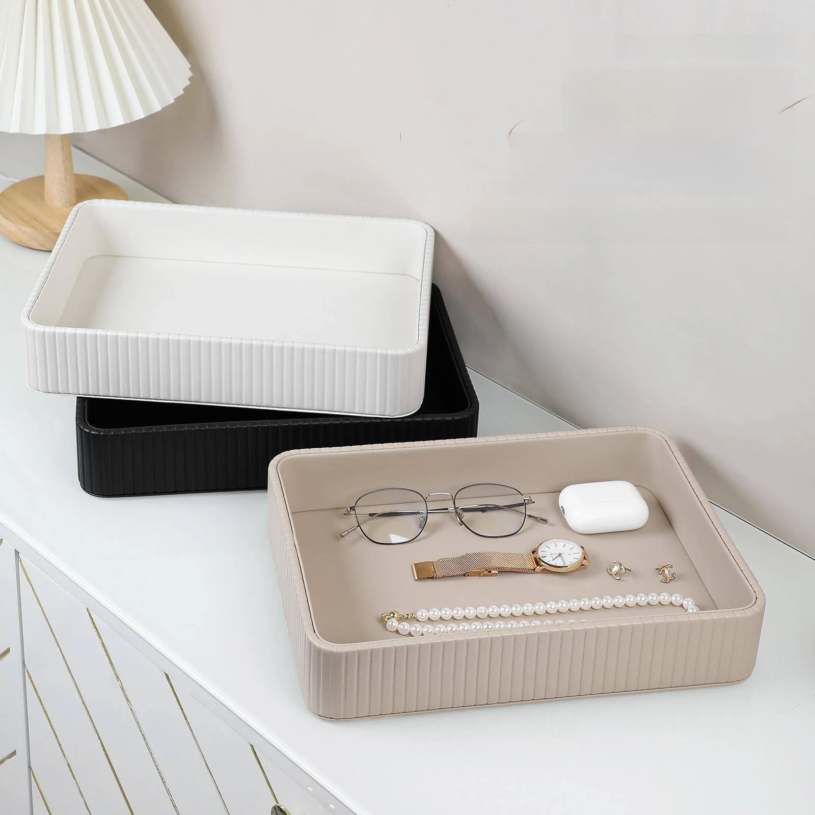 Leather Storage Tray Set Large And Small Size Desktop Organizer Box for Living Room TV Cabinet Entrance Miscellaneous Items