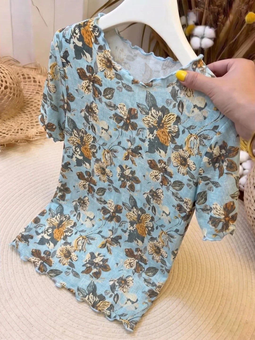 

Slimming Short Sleeve T-Shirt Fashionable Korean Style Print Women's Top Elegant Minimalist High-End Feeling Summer 2026