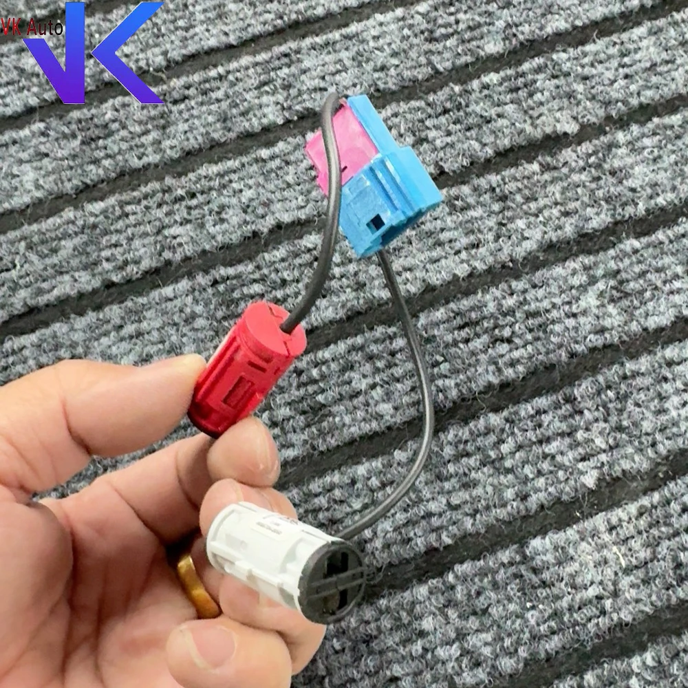 

For Audi A3 A4 A5 Q3 Q5 Original Microphone Plug Cable