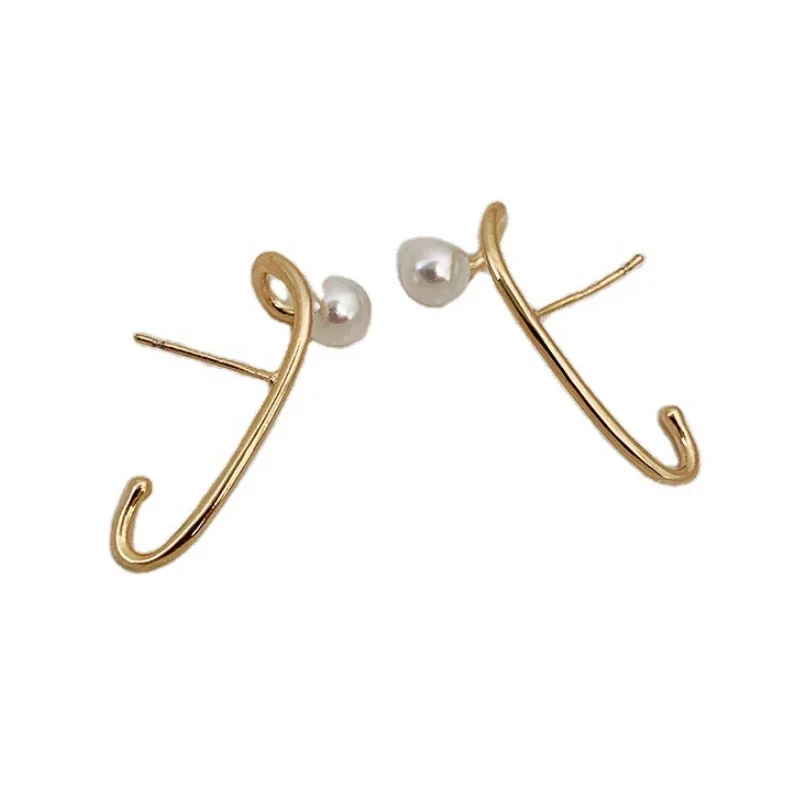 Trendy Jewelry 2024 Trend New European and American Design Snake shape Metal Clip Earrings For Women Fashion Accessories