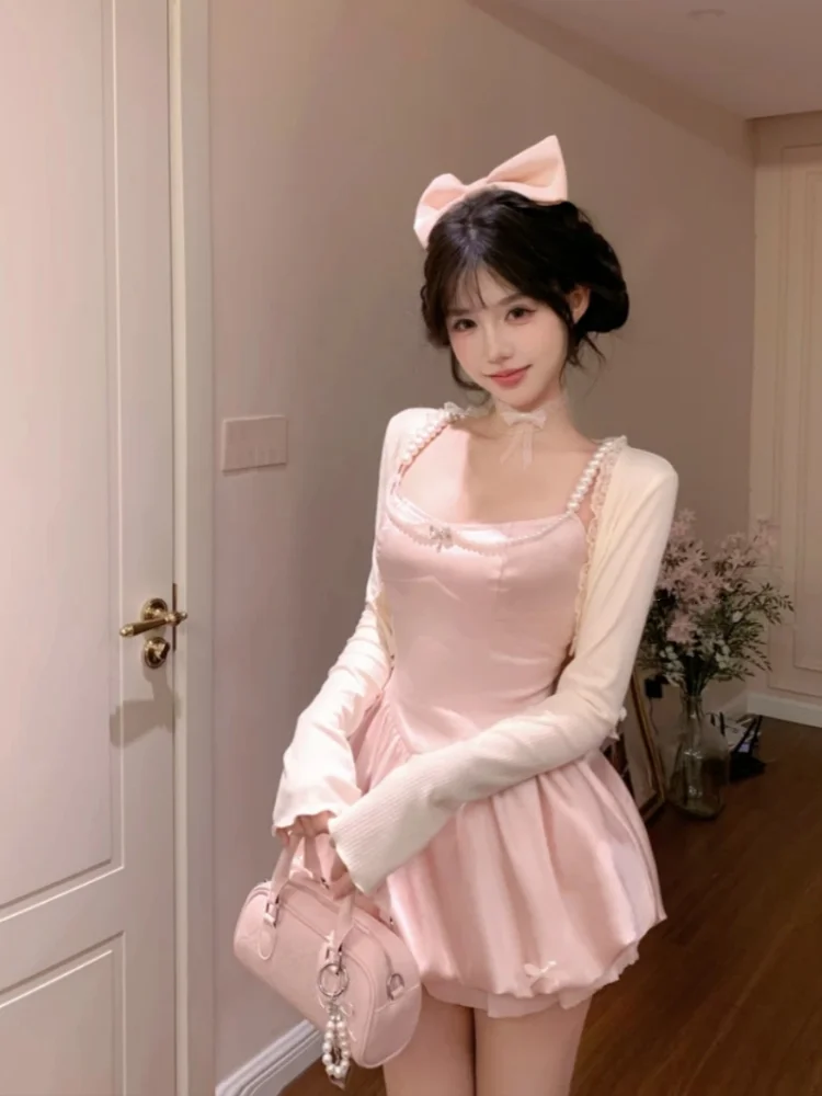 Süßes Satin-Minikleid für Damen, Perlenriemen, Puffrock, süßer Prinzessinnen-Stil, schmale Passform, ärmelloses Kleid, Party, Urlaub, Sommer-Look 2023