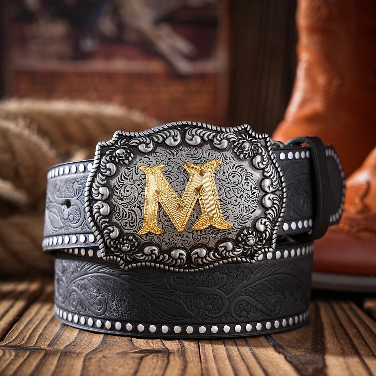 1 piece - Western cowboy style belt with letter embossed buckle and PU embossed finish. Suitable for both men and women