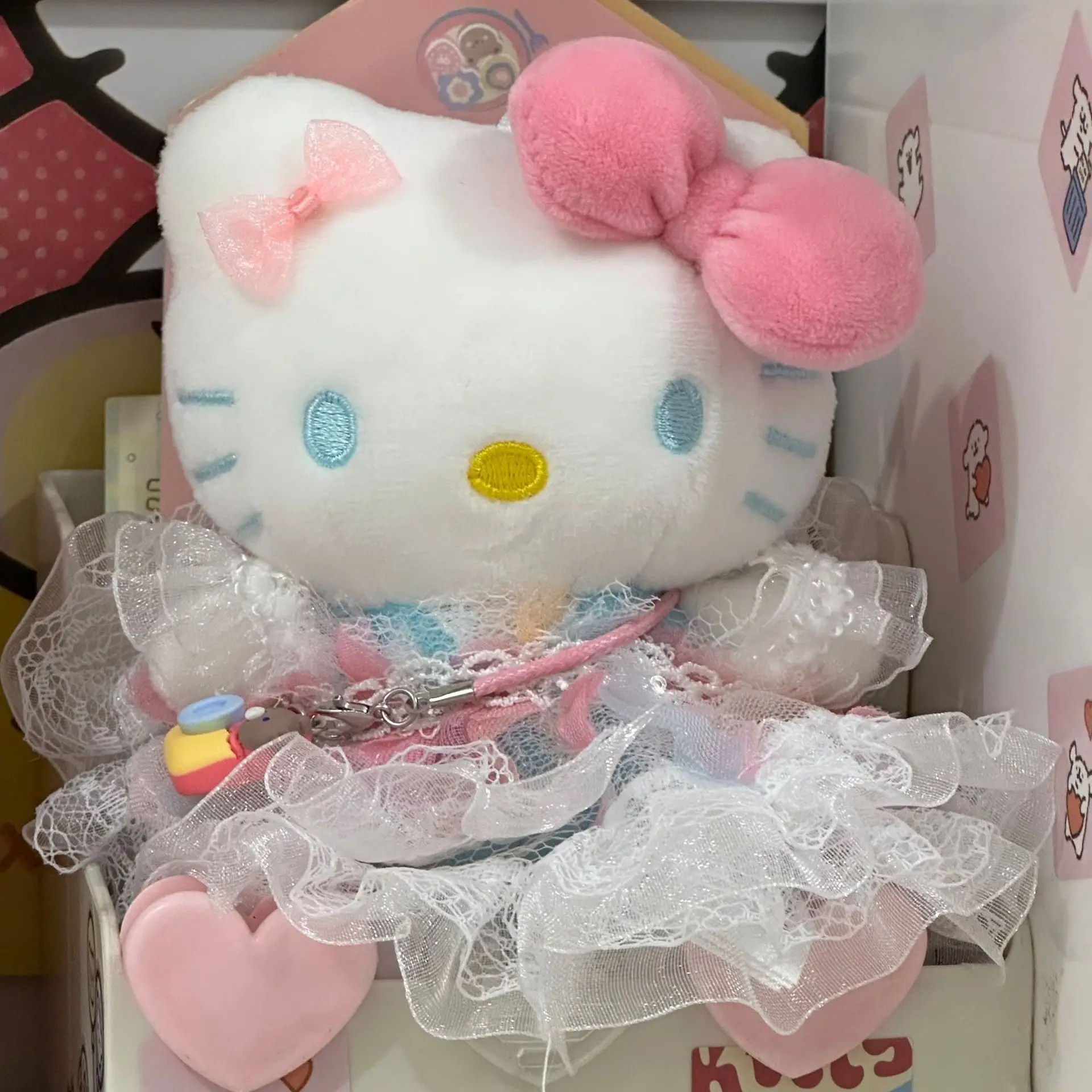 ハローキティサリーバッグぬいぐるみ漫画アニメかわいい春のお出かけ KT 猫ぬいぐるみキーホルダーファッショナブルなバックパックペンダント子供人形