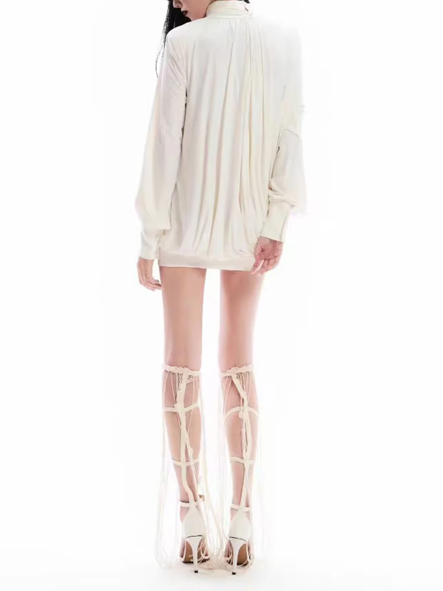 TWOTWINSTYLE Solid Spliced Appliques ชุดผู้หญิงเสื้อคอเต่าแขนยาวเอวสูง Hollow OUT อารมณ์ชุดหญิงใหม่