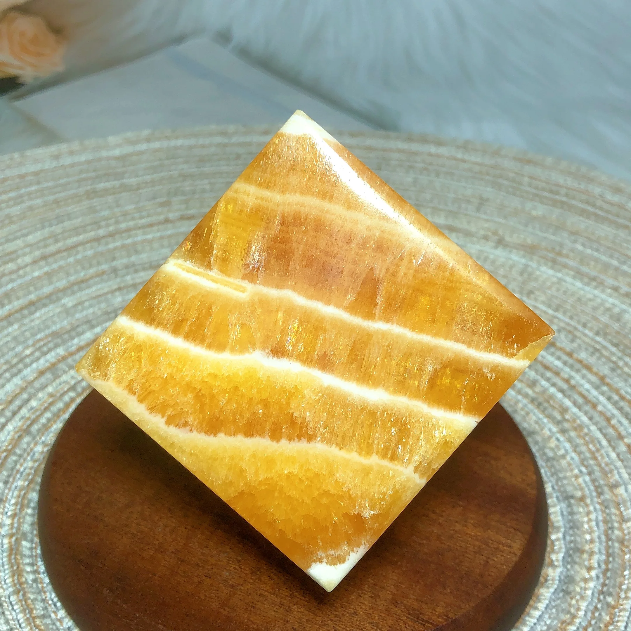 Natural Crystal Wholesale Orange Calcite With Bonding Cube Healing Energy Reiki Ornament Gift High Quality Home Decorations Ore