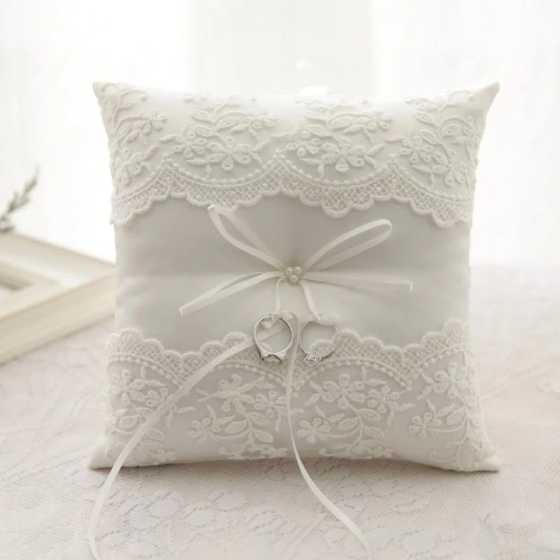 F2TD White Lace Wedding Rings Pillow Bridal Bearer Pillow Vintage Pillow