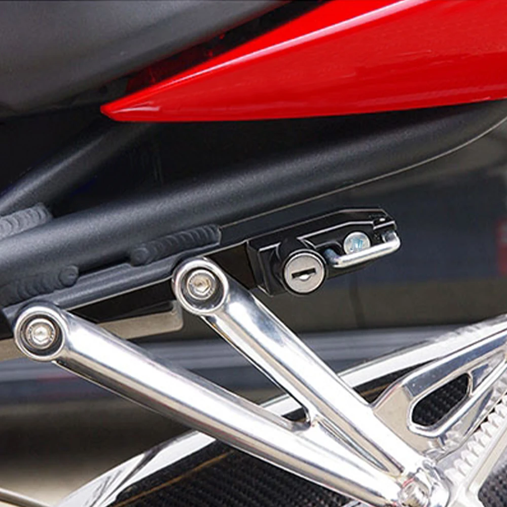 For Triumph Daytona 675 2009 to 2013 Daytona 675 R 09-13 Motorcycle Helmet Lock Bloqueo De Casco
