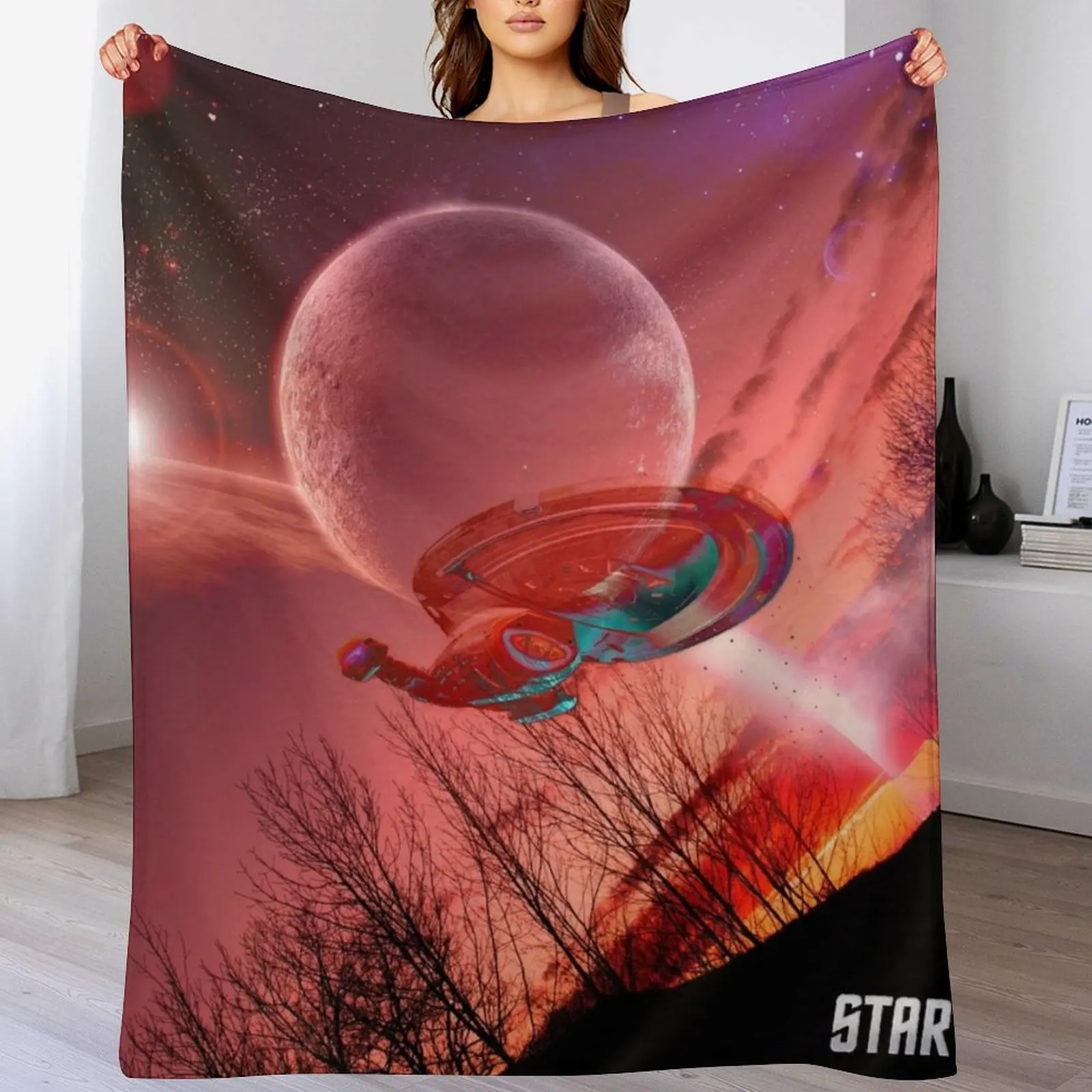 

Star Trek, Voyager spaceship Throw Blanket Warm Napping Blanket for Office Couch Bed