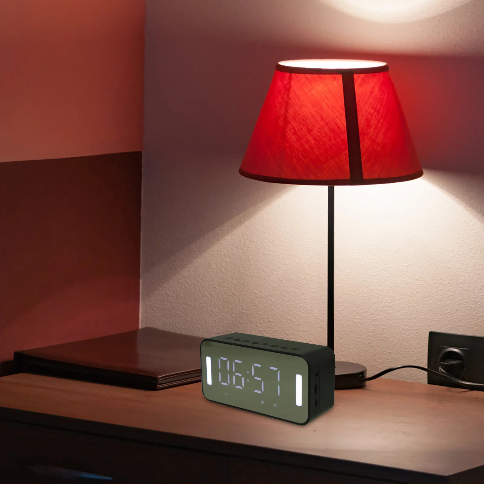 

Wireless Speaker Alarm Radio Night Light Temperature Display Large Screen Digital Bedside Clock for Home