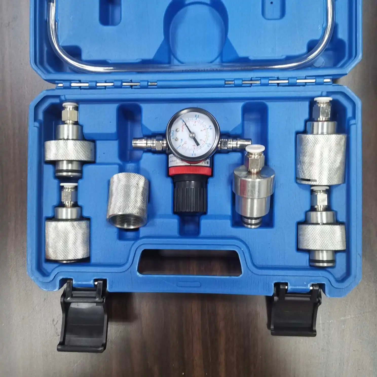 Automatic transmission pressure CVT leak test tool