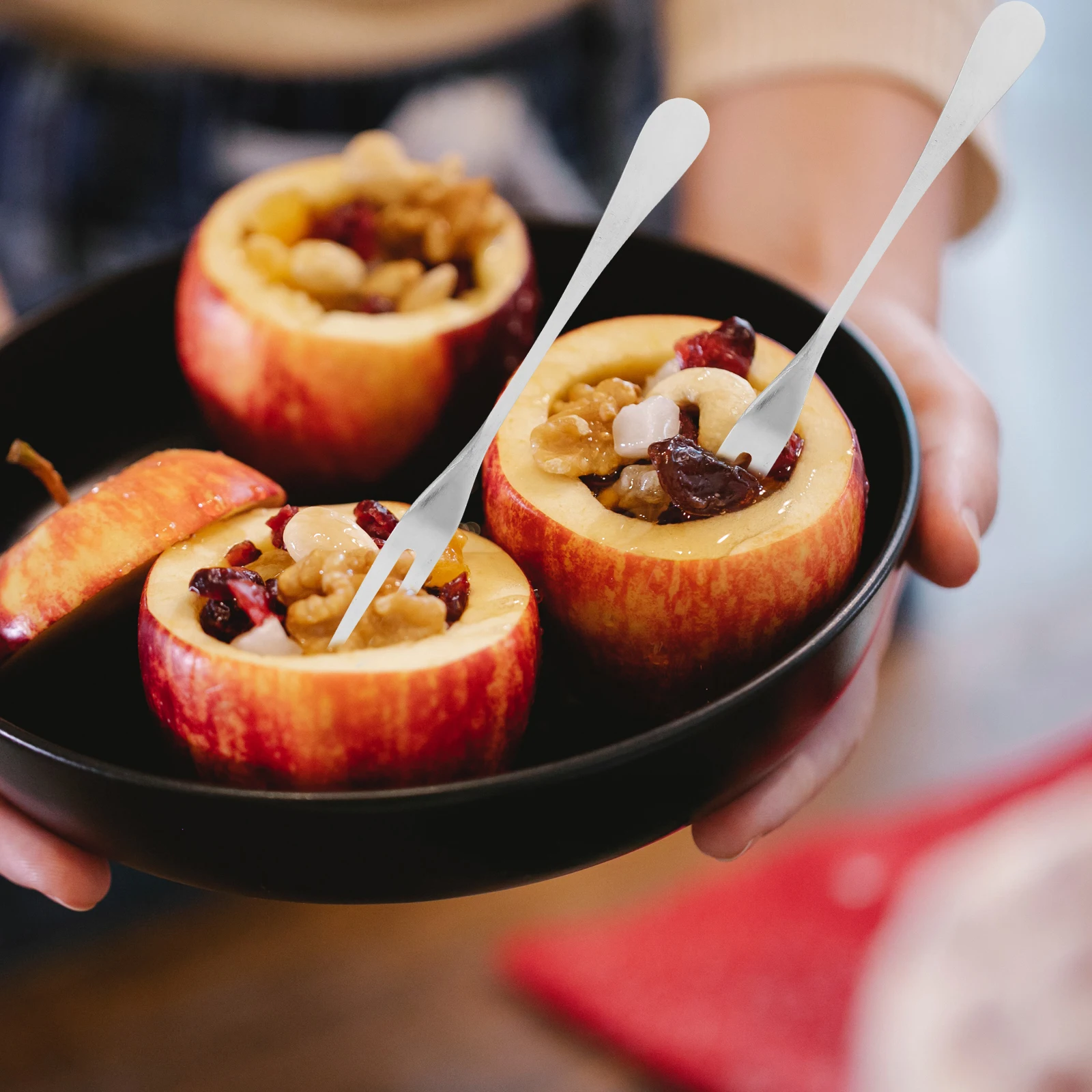 

1 set Stainless Steel Storage Tube Small Fruit Forks Silver Kitchen Utensils Three-Tined Appetizer Dessert Seafood Serving Bar