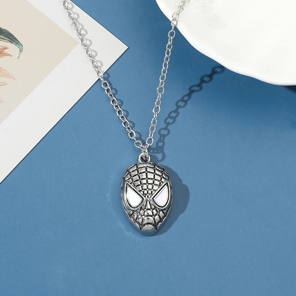 Superhero Spider Man Mask Pendant Necklace Fashionable Cool Spiderman Jewelry Accessory for Men Boys Gift view 2