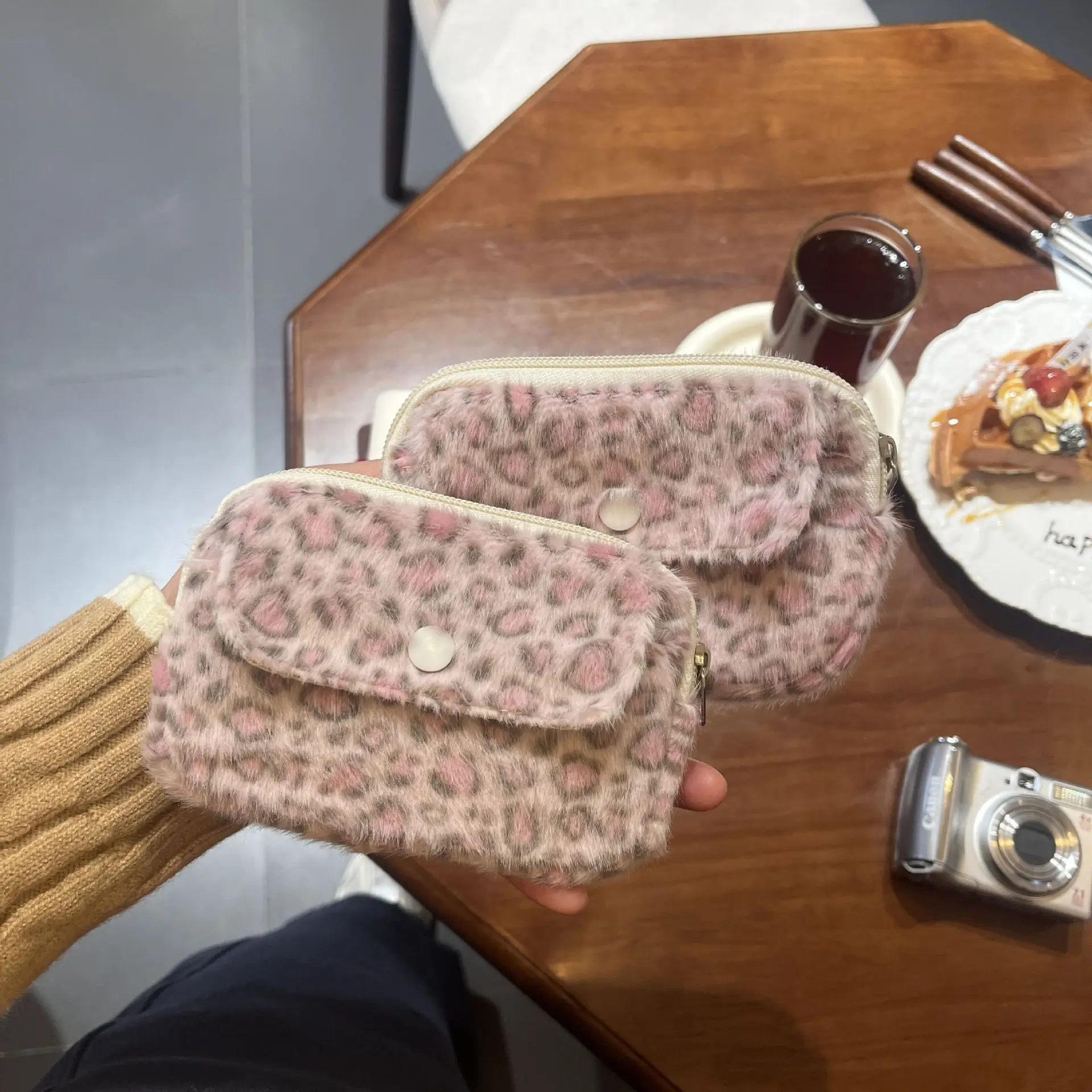 محفظة نقود معدنية بطبعة الفهد الوردي، حقيبة تخزين كاميرا حلوة لطيفة، حقيبة بطاقات محمولة ذات سعة كبيرة، حقيبة مكياج لأحمر الشفاه للسفر #1