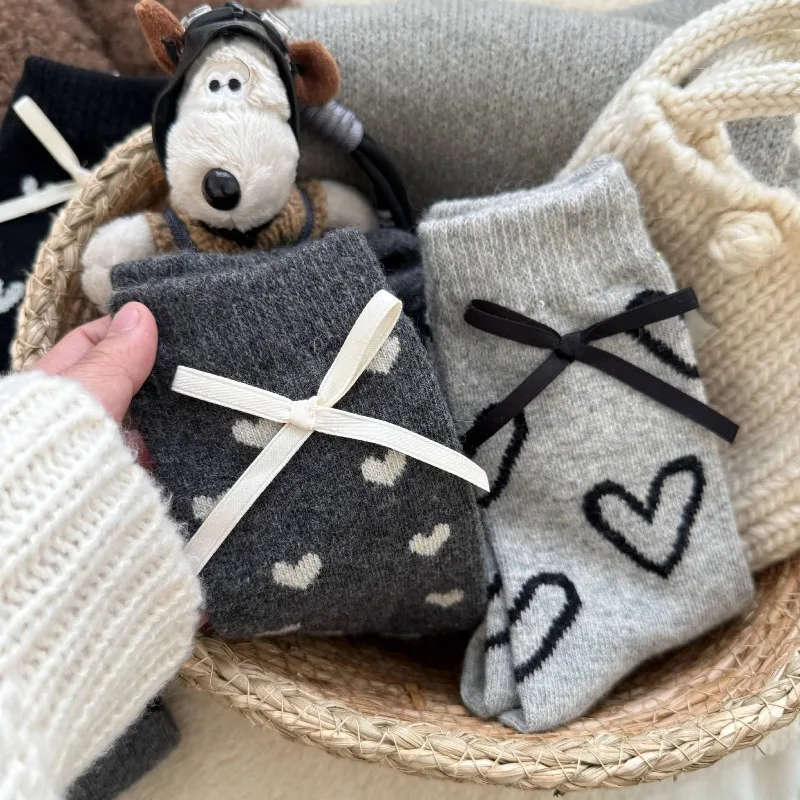 1/5 أزواج جديد ربيع الخريف مريحة الحب فراشة عقدة الجوارب موضة منتصف جوارب أنبوبية سميكة أنيقة بسيطة الجوارب #2