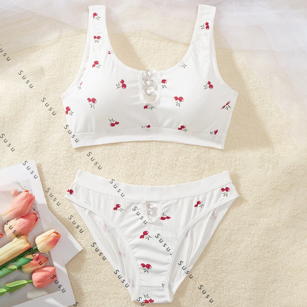 

Sexy underwear set Pure desire Japanese cherry printing small pit strip diamond jewelry love underwear summer new 2025 new