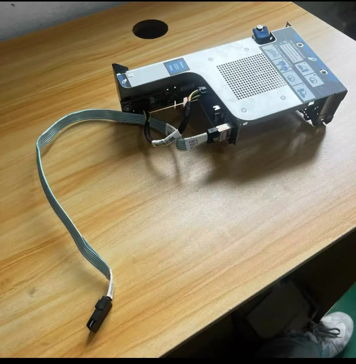 

Original 875085-001 for HP 826688-B21 DL380/388 G10 rear 2.5-inch U.2 hard drive cage with expansion card 867136-001