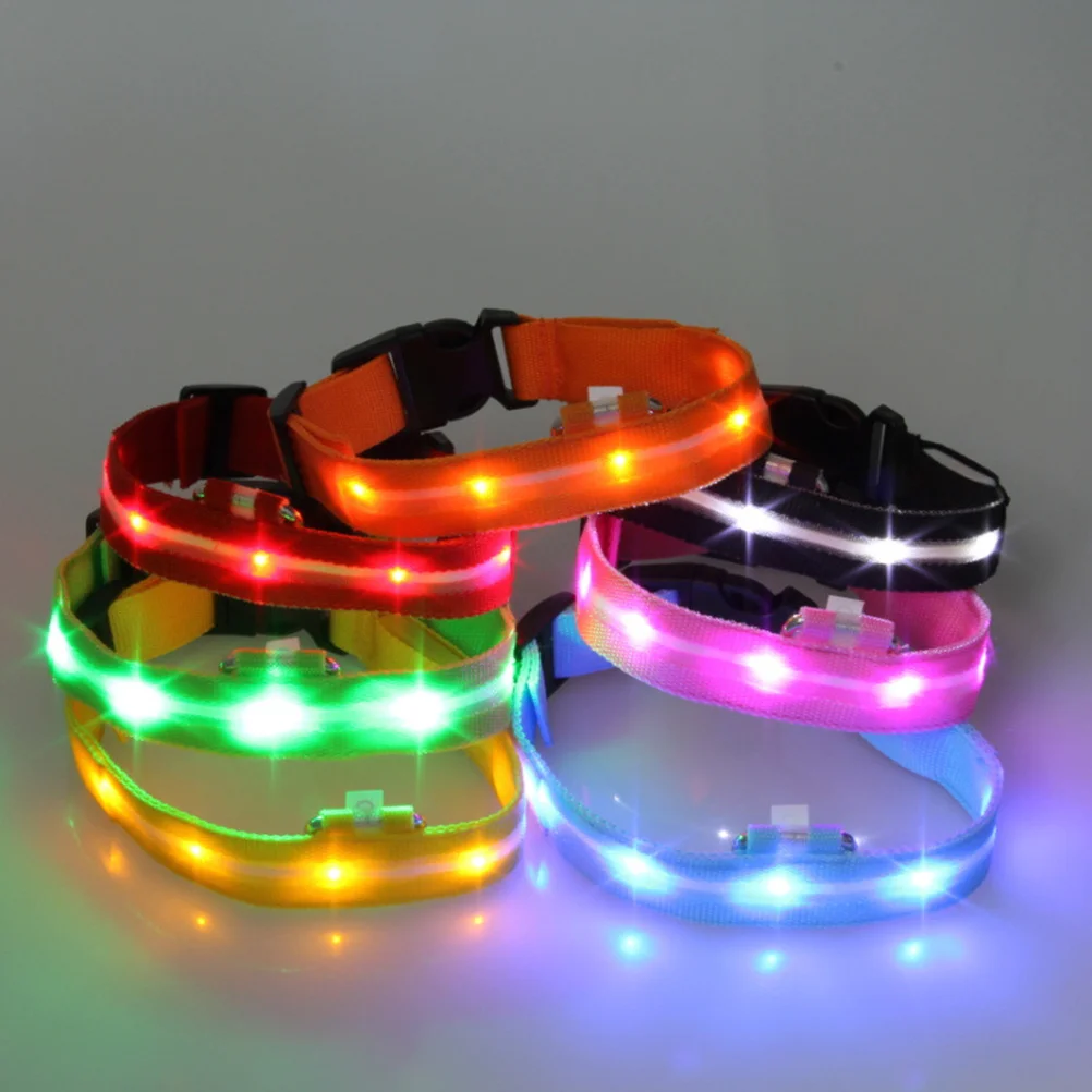 

Adjustable Nylon Pet Dog Collar LED Light-Up Flashing Night Safety Glow in Dark Circular Pendant Collar Size S
