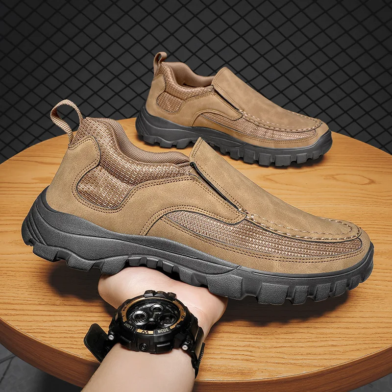 Leather Casual Shoes Men Sneakers Outdoor Men Shoes Breathable Flats Shoe Hot Sale Platform Slip On Men Loafers 2024