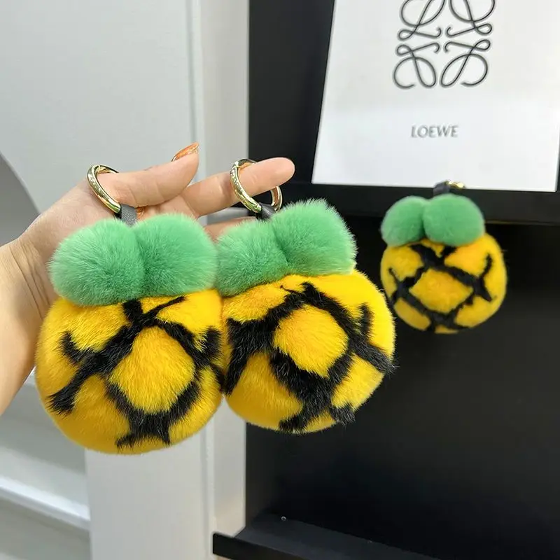 Real Otter Rabbit Fur Pineapple Keychain Pendant, Cute Plush Small Pineapple Bag Pendant, Perfect Birthday Gift