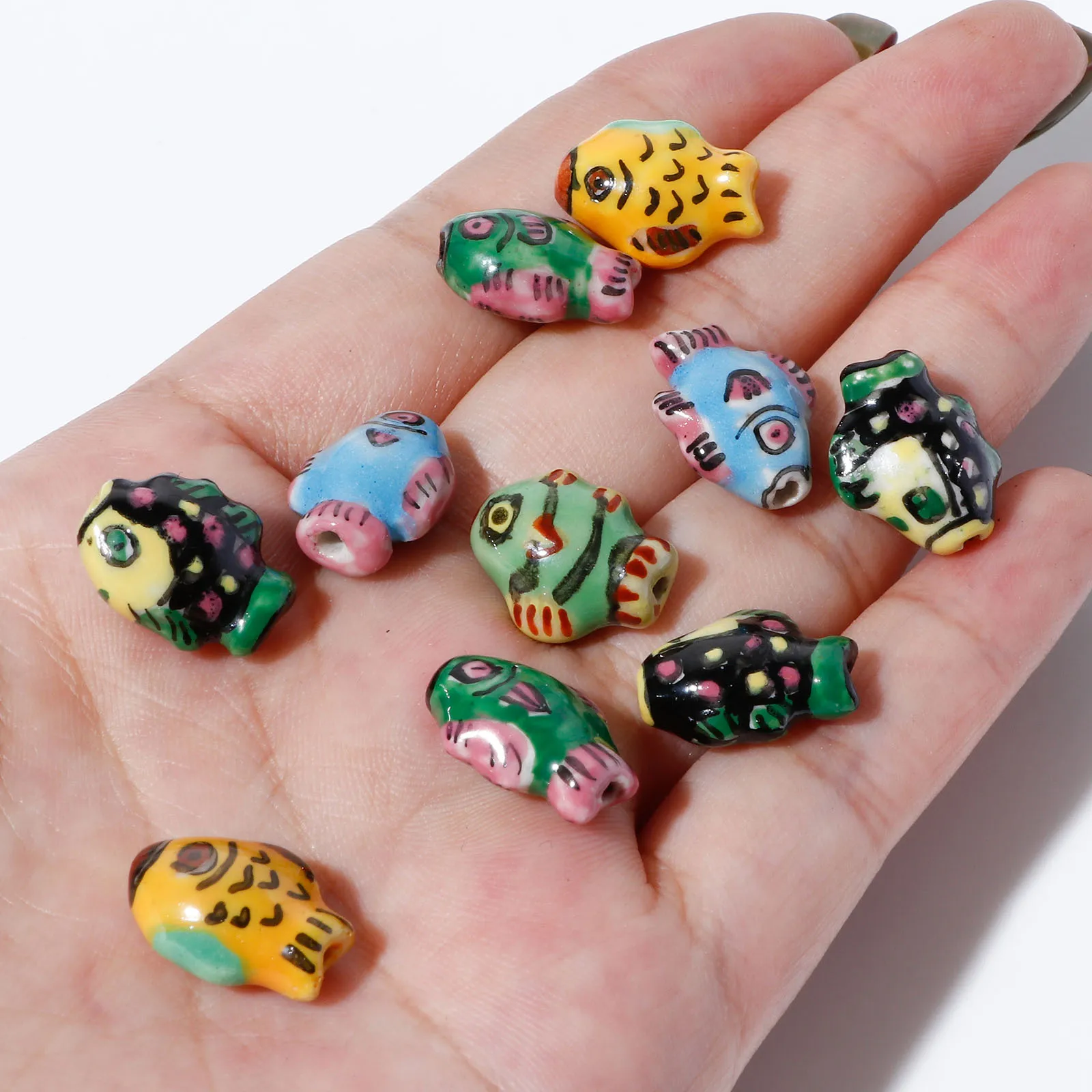 5PCs Cartoon Fish Shaped Ceramic Beads Hand Painted Ceramic Pendant Porcelain Beads For DIY Jewelry Making Accessories 15x12mm