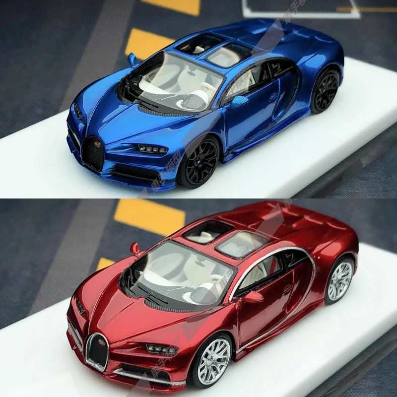 1-64-nouvelle-supercar-chiron-en-bleu-et-rouge-en-stock-modele-de-voiture-de-simulation-miniature-statique-en-resine-cadeau-de-vacances-de-collection-pour-adultes
