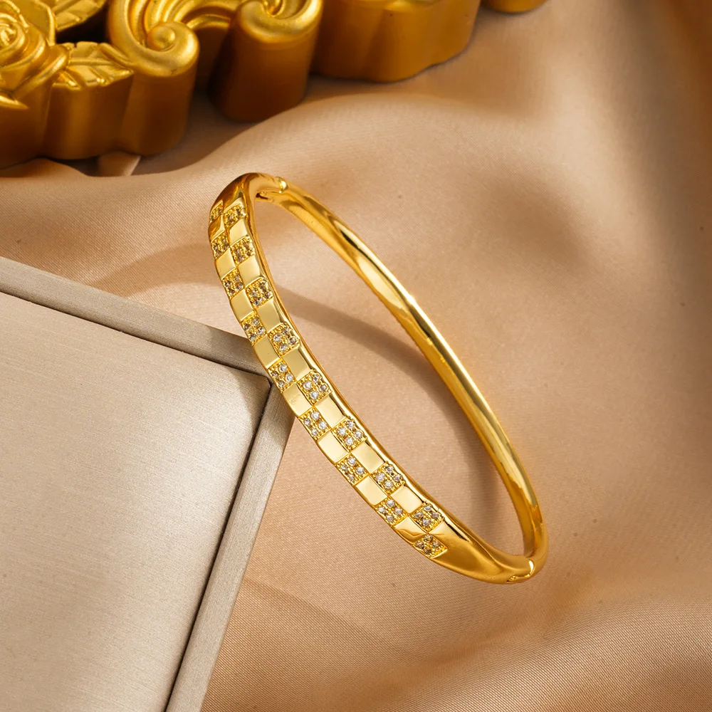 2025 new European and American wide style fashion double-row zircon bracelet with geometric small squares