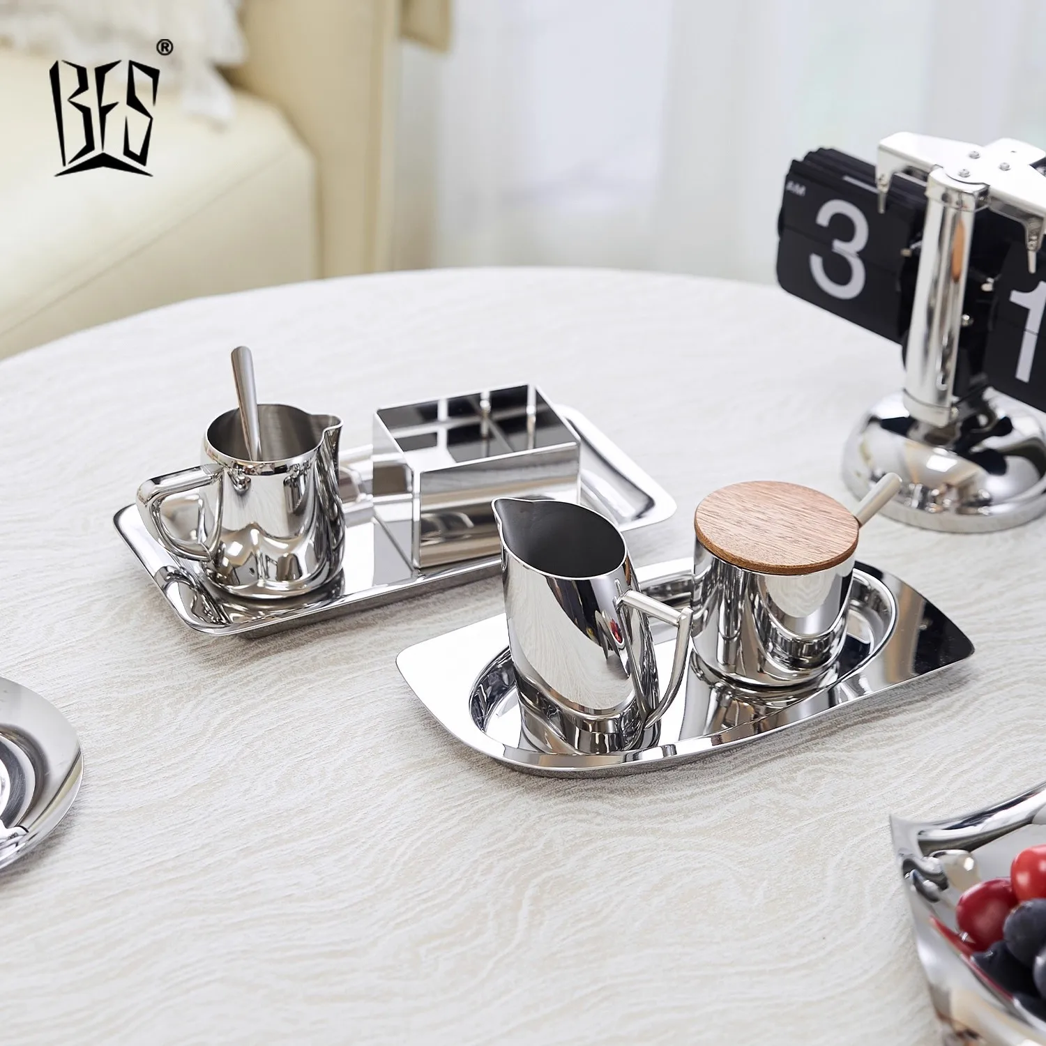 European Style Modern Light luxury Home Use Advanced Sense Stainless Steel Coffee Teapot Milk Cup Sugar Jar Exquisite Tray Set